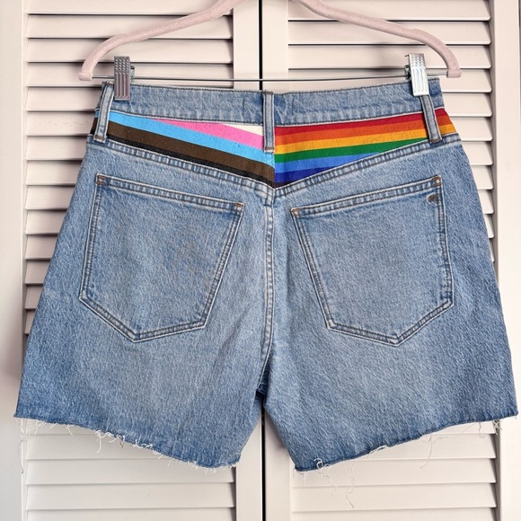Madewell The Pride Relaxed Mid Length Denim Blue Shorts Festival Parade Size 25 - Picture 3 of 10
